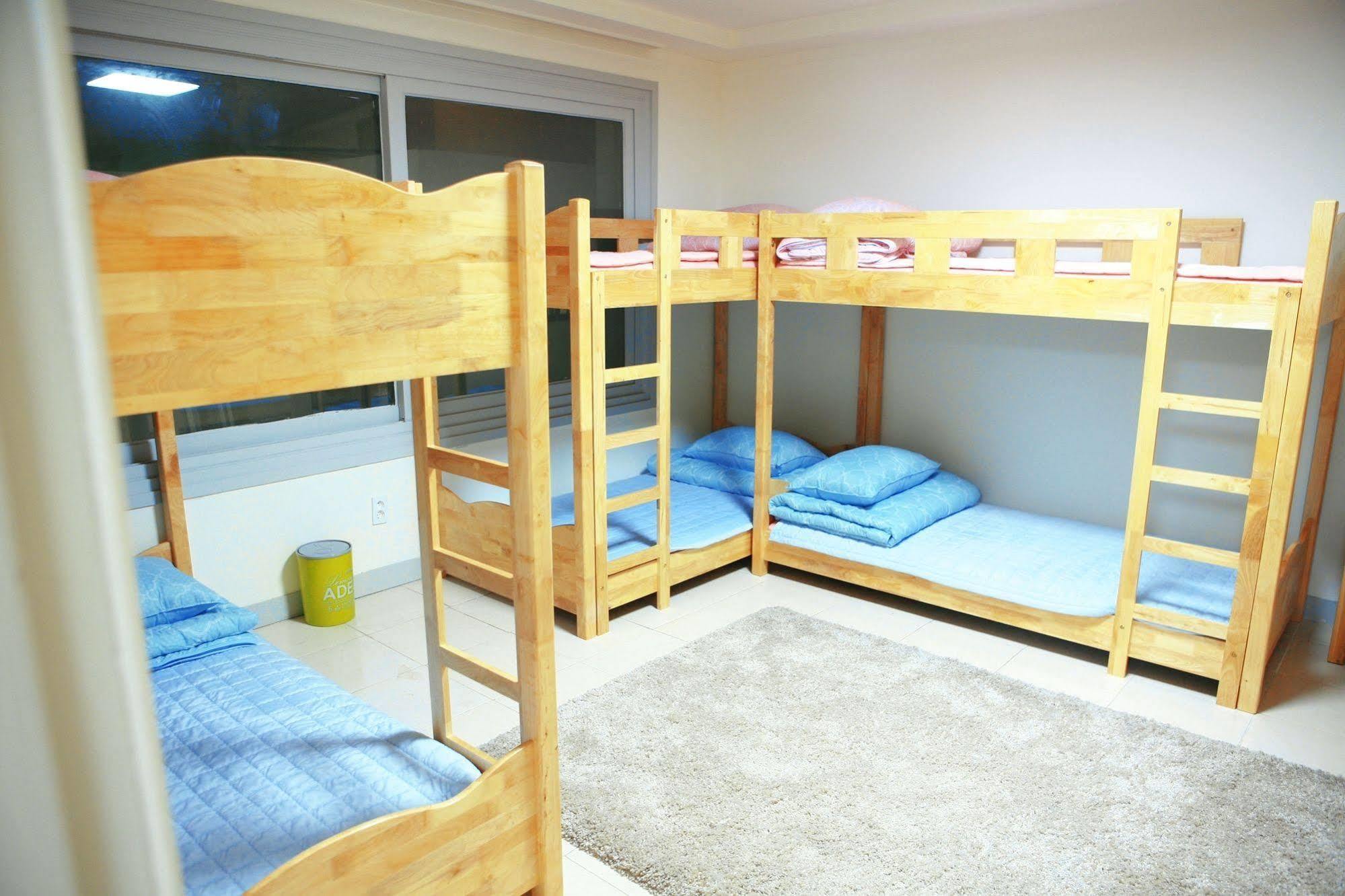 Guesthouse Mate Pusan Zewnętrze zdjęcie