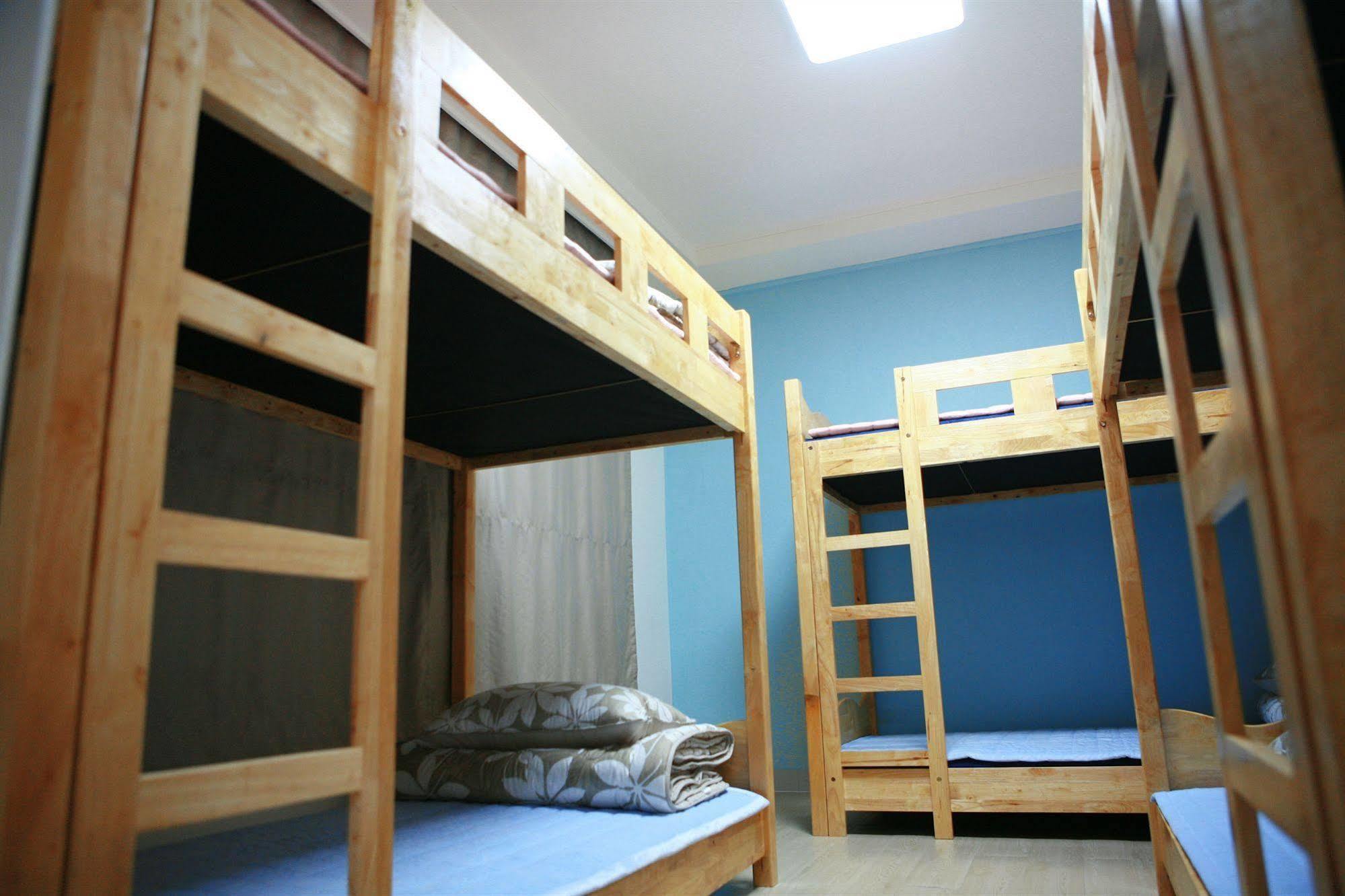 Guesthouse Mate Pusan Zewnętrze zdjęcie