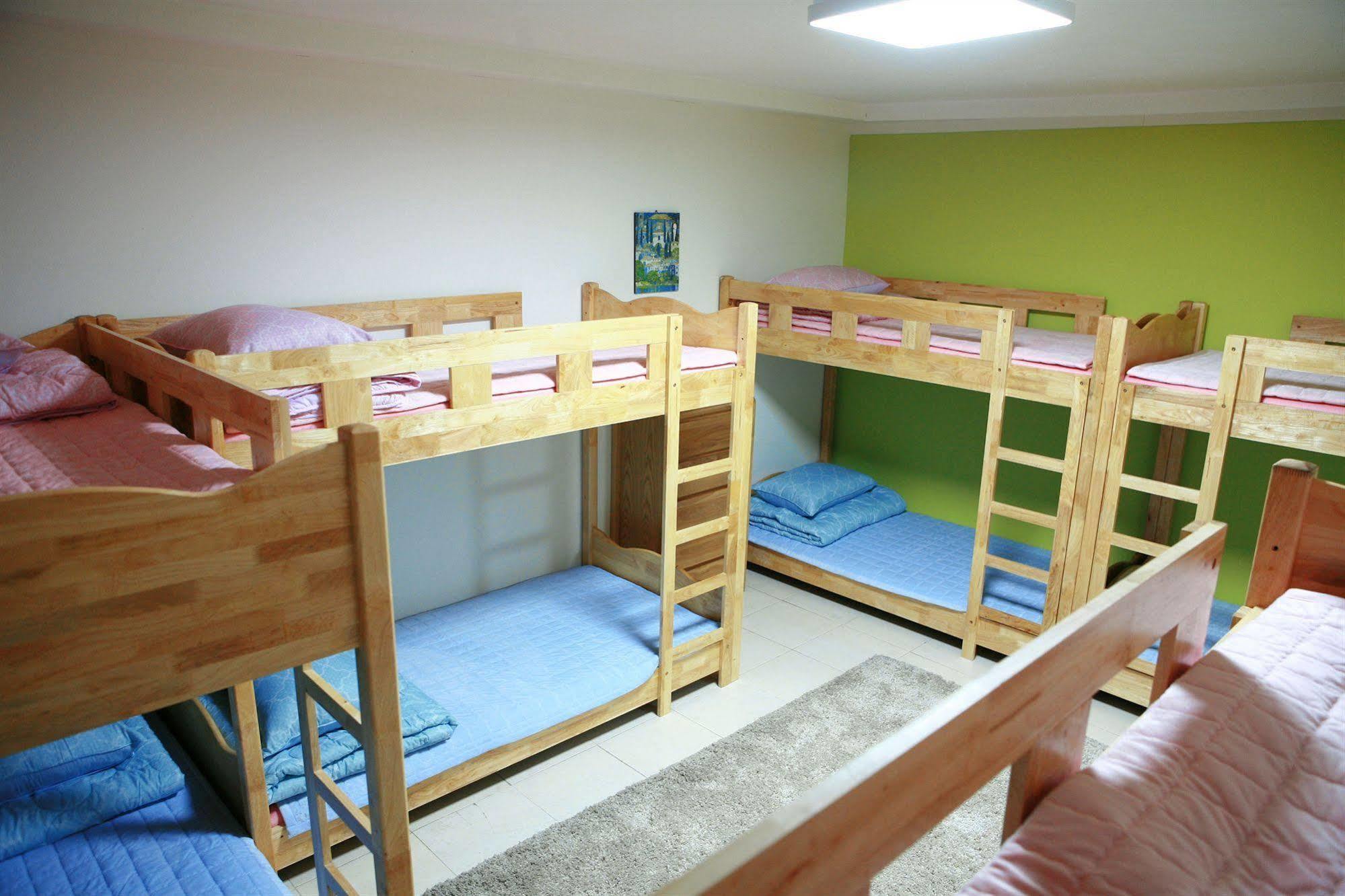 Guesthouse Mate Pusan Zewnętrze zdjęcie